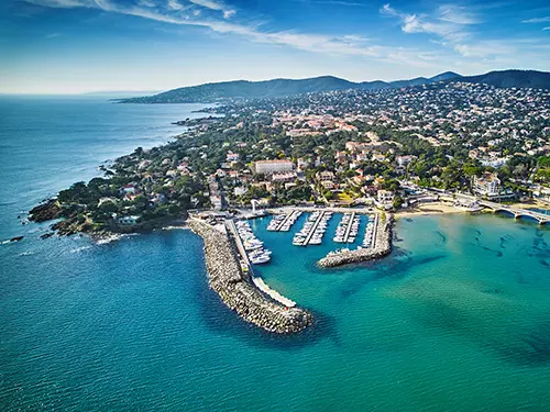 Fréjus, 1ère ville la plus ensoleillée de France en 2025, devant…Marseille !